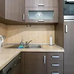 Apartment Orkana Spacious By Bookinghost