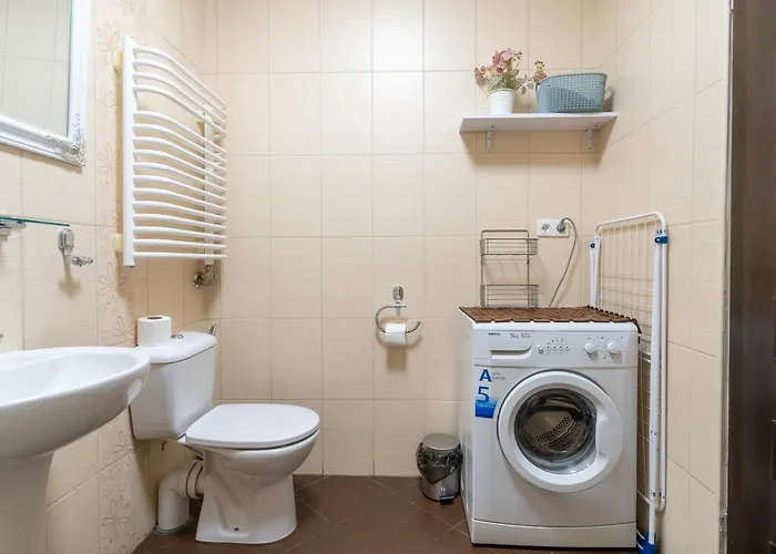 Orkana Spacious By Bookinghost