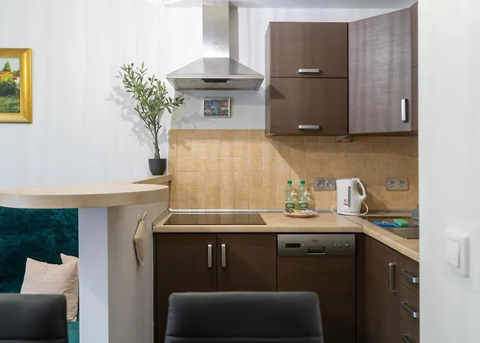 Orkana Spacious By Bookinghost