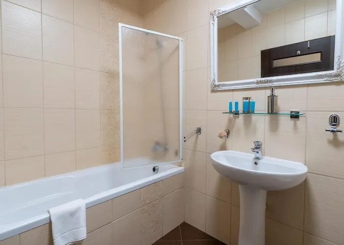 Orkana Spacious By Bookinghost *